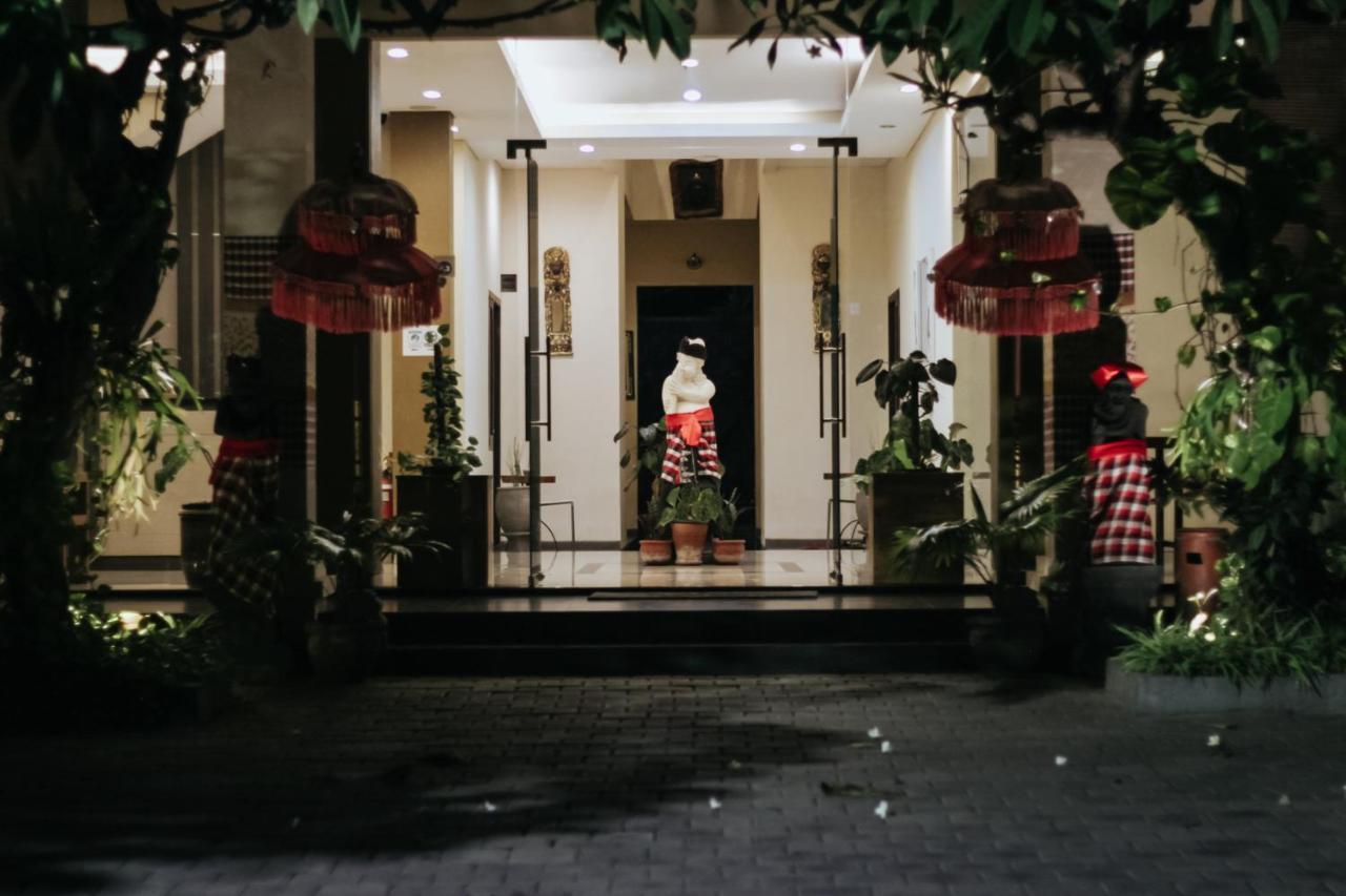 Hotel Mandari Pabean Buleleng Eksteriør billede