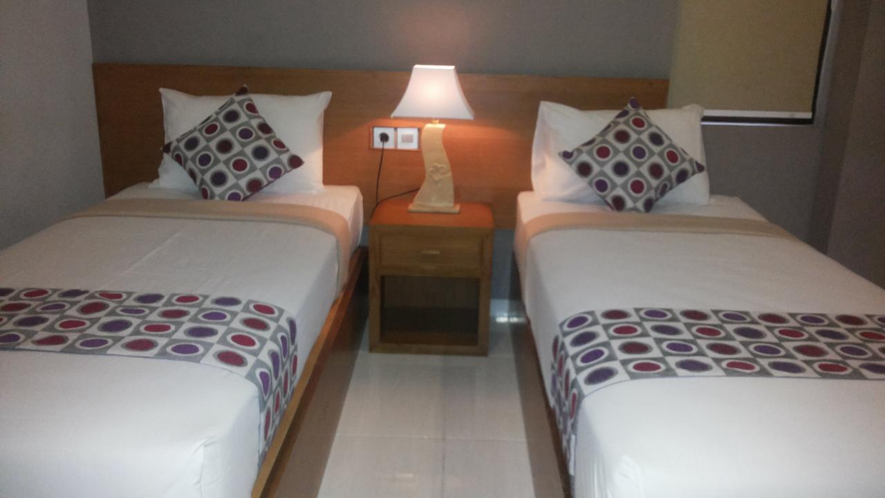 Hotel Mandari Pabean Buleleng Eksteriør billede